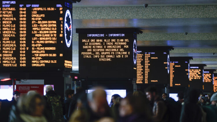 Sabotaggi sulla linea Av, pm antiterrorismo Roma al lavoro su informativa