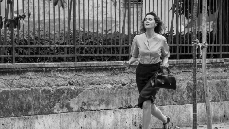 Imbrattato con simboli fascisti il cortile dove fu girato ‘C’è ancora domani’