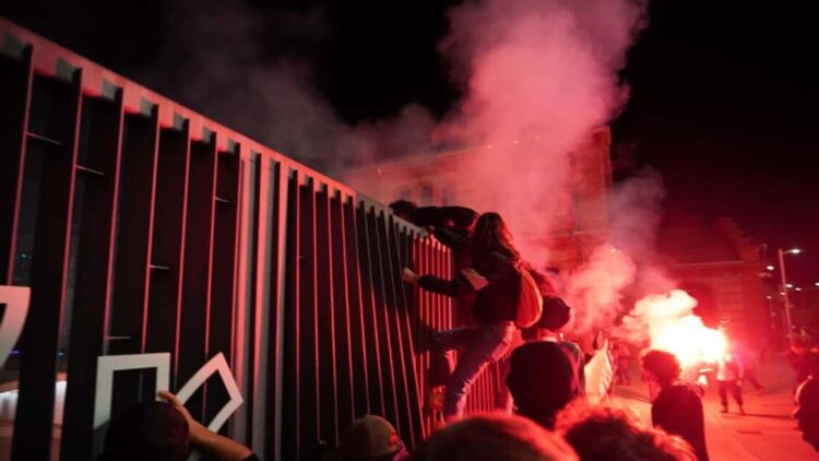 Violenze ai cortei Pro Palestina, 18 misure cautelari a Torino