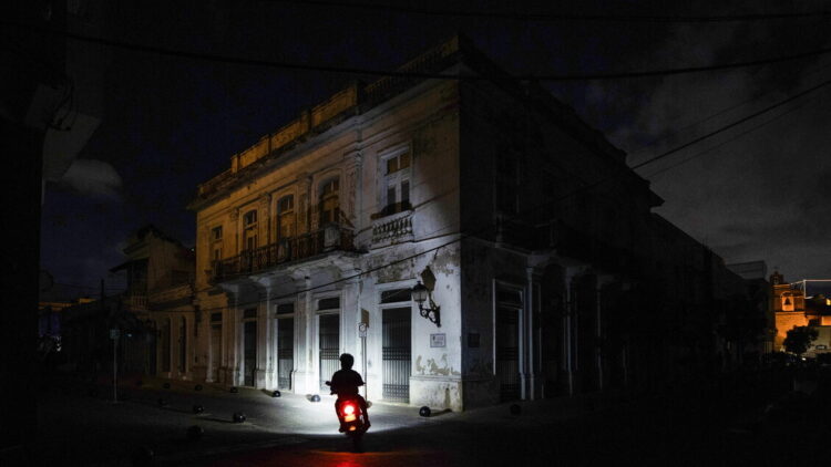Maxi blackout nella Repubblica Dominicana, 13 ore senza luce