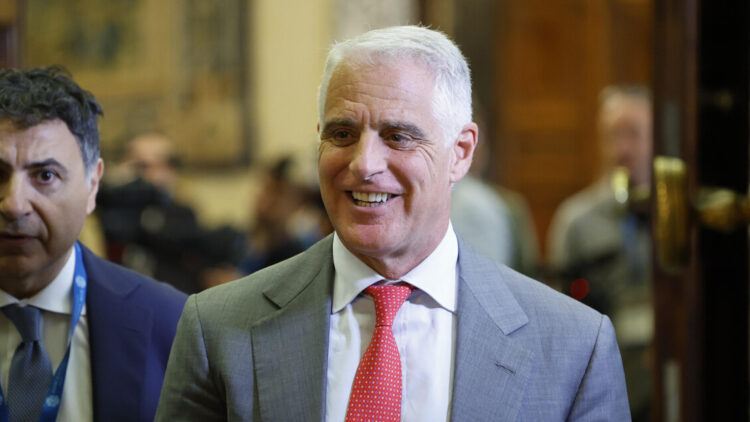 Reputation Index, Orcel al vertice, difesa e aerospazio trainano innovazione