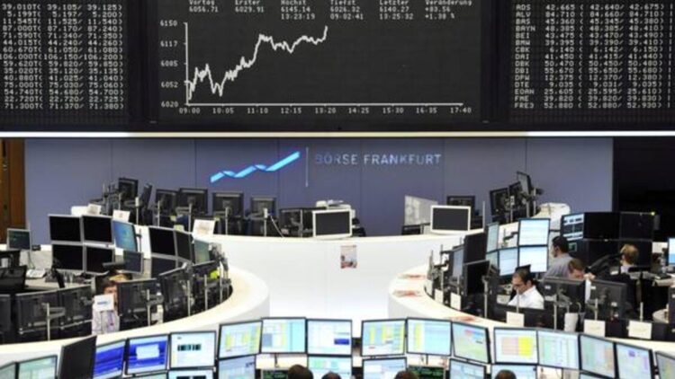 Borsa: Europa azzera le perdite con future Usa, a Milano (-0,46%) giù le banche