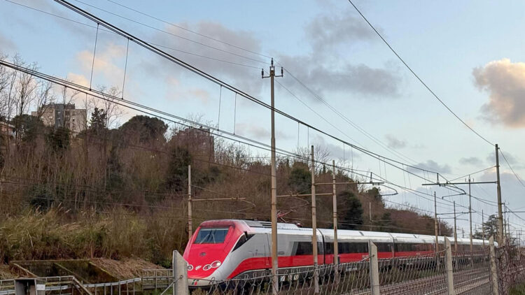 Anarchici rivendicano i sabotaggi alle linee AV ‘Fuoco alle Olimpiadi’