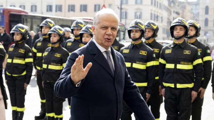 Piantedosi, ‘Mogol monumento nazionale, polemiche strumentali’