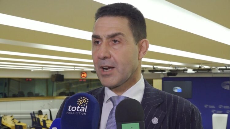 Vannacci vede i suoi, Futuro nazionale prepara emendamenti al decreto sicurezza