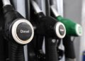 Protesta di Codacons e Unc: ‘Si riduce l’effetto sconto sulle accise, salgono i prezzi dei carburanti’