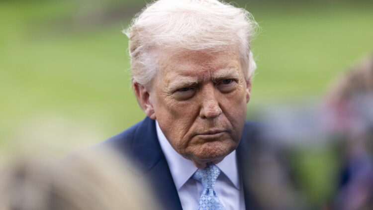 Axios, ‘Trump sta creando una squadra per negoziare con l’Iran’