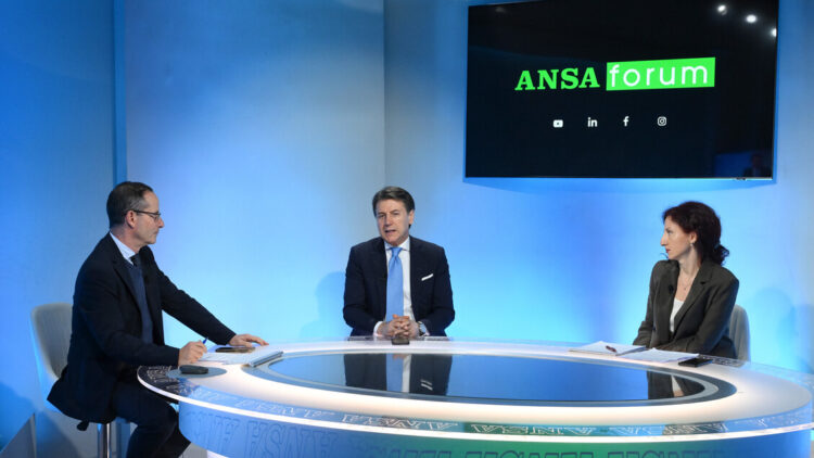 Conte, Meloni si è scatenata, ma dice tutto e il contrario di tutto