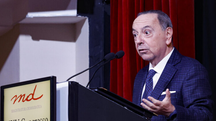 Lo Voi a congresso Md, ‘porto mio saluto e quello del plotone…’