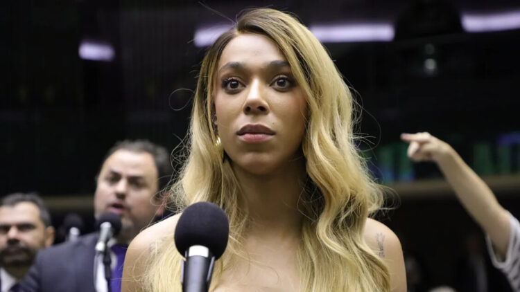 Brasile, prima presidente trans in Commissione per le donne della Camera