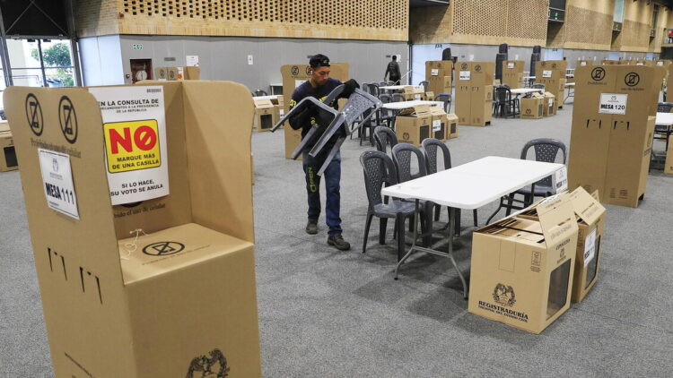 Urne aperte per le legislative in Colombia, oltre 41 milioni al voto