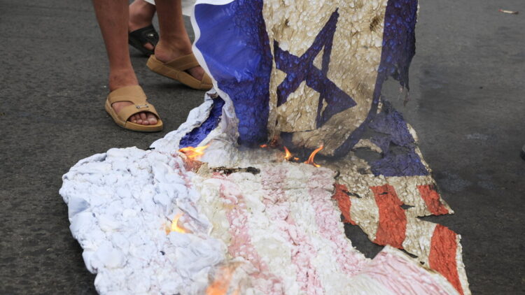 Houthi, ‘guerra arriverà in Yemen, siamo pronti a combattere’