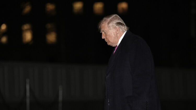 Trump, ‘chi non ci ha aiutato vada a prendersi da solo il petrolio a Hormuz’