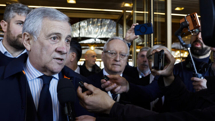 Tajani, ho convocato domani l’ambasciatore israeliano dopo divieto a Pizzaballa