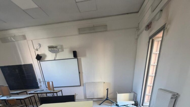 Nuovo blitz al liceo romano Righi, aule devastate con gli estintori