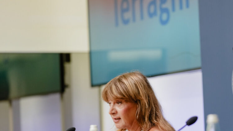 Famiglia nel bosco, Garante Infanzia ‘sospendere trasferimento senza madre’