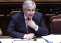 Iran, Tajani: “Italia non è in guerra, ma c’è rischio allargamento conflitto”. Crosetto: “Innalzate difese aeree”