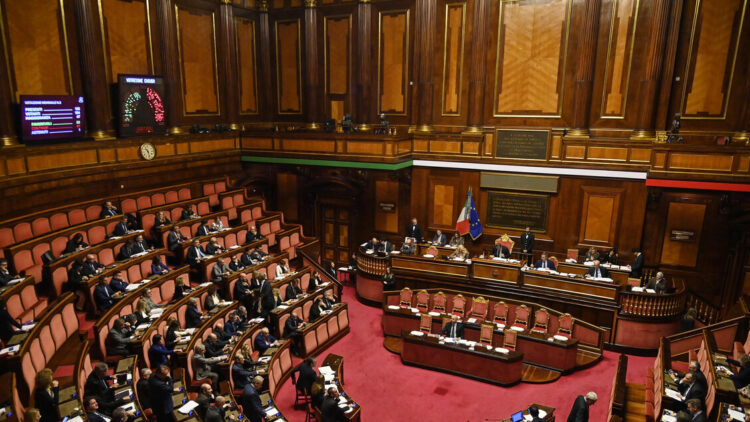 ‘Dux’ per accedere al wifi del Senato, il Pd: ‘Ridicolaggine che non si ripeta’