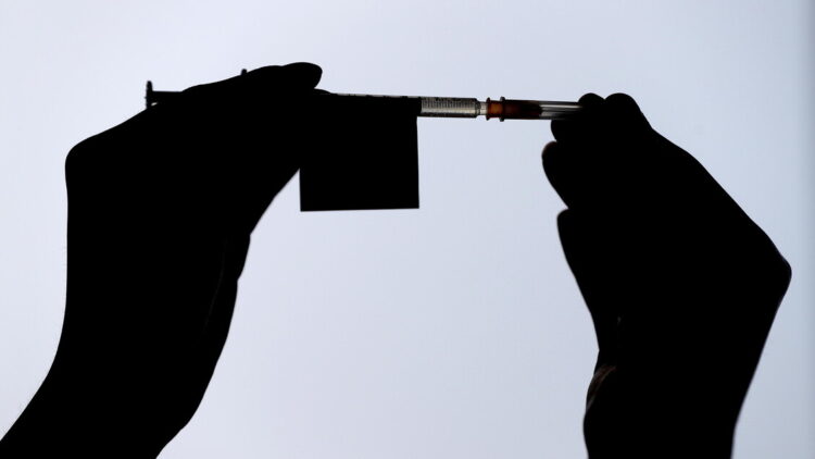 Anziani morti in ambulanza, arrestato l’autista