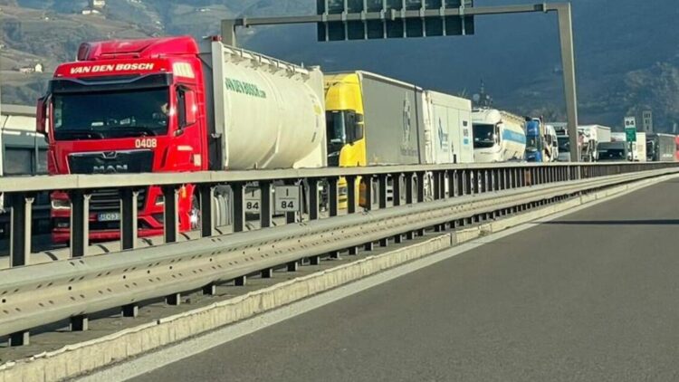 Unatras conferma il fermo nazionale dell’autotrasporto dal 25 al 29 maggio