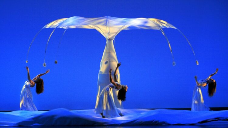 ‘Botanica – Season 2’ dei Momix debutta in prima assoluta a Bologna