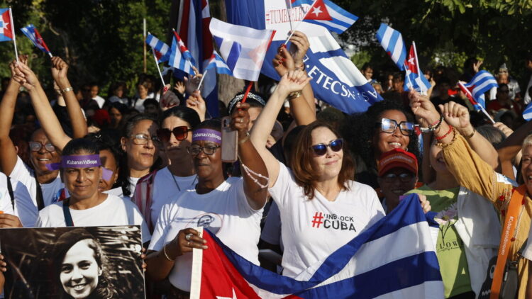 Díaz-Canel, ‘pronti a morire per difendere Cuba da un’invasione Usa’