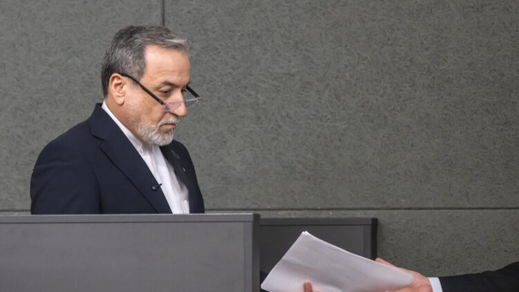 Iran, mai rifiutato di andare a Islamabad, grati per suoi sforzi mediazione