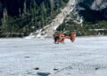 Soccorritori al lago di Braies, ‘il ghiaccio è a rischio cedimento, non entrate’