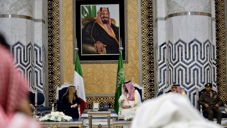 Meloni nel Golfo,dopo l’Arabia Saudita, in Qatar ed Emirati arabi uniti