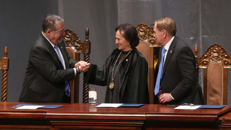 Il presidente del Guatemala, ‘la procuratrice generale è pericolosa per il Paese’