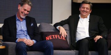 Netflix, Hastings lascia e il titolo sprofonda in Borsa