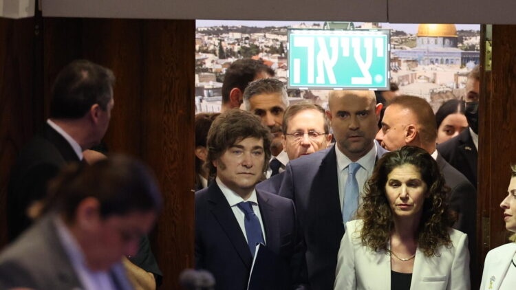 Milei premiato con la Medaglia d’onore da Israele la prossima settimana