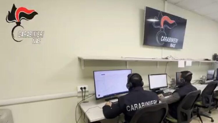 Ai domiciliari per violenza sessuale medico del lavoro