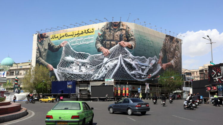 Pasdaran, ‘stiamo ricostruendo più missili e droni durante la tregua’