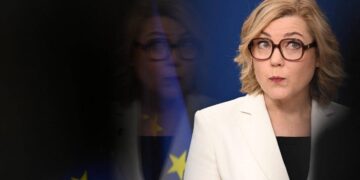 Biennale Arte, vicepresidente Ue vittima di uno scherzo dei comici russi Vovan e Lexus