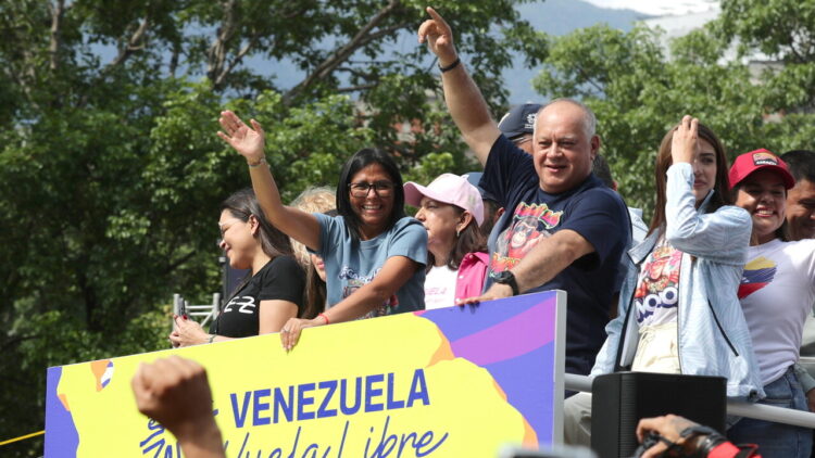 Caracas, ‘dialogare con l’opposizione non significa capitolare’