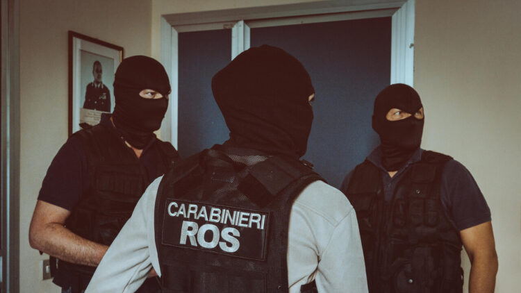 Propaganda social per Hamas e Hezbollah, perquisizioni e sequestri del Ros