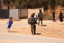 Medio Oriente, cinque italiani nel villaggio palestinese assediato dai coloni israeliani