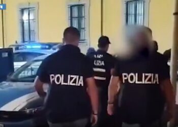 Rapina 82enne in metro e la manda in ospedale, fermato dalla Polizia