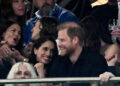 La scorta per Harry e Meghan potrebbe costare 5 milioni, è polemica in Gb