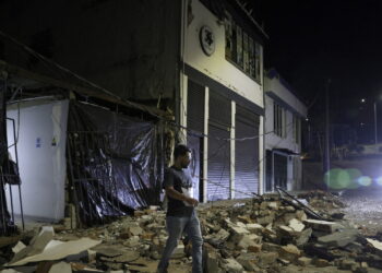 Media, segnalati 2.700 dispersi nel terremoto in Colombia