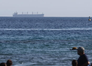 Ukmto, ‘nave colpita da proiettile nel Mar Rosso, vittime’