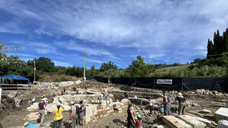 Archeologia e storia dell’arte in una prospettiva globale e contemporanea a Siena