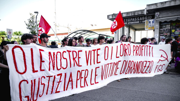 Strage di Brandizzo, commemorati i cinque operai morti travolti dal treno