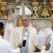 Il Papa, ‘il mondo impone canoni estetici che ci imprigionano’