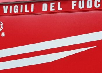 Prosegue l’incendio nell’Alessandrino, potenziate le squadre