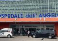 Si tuffa in mare e sbatte la testa, 17enne muore in ospedale dopo 4 giorni