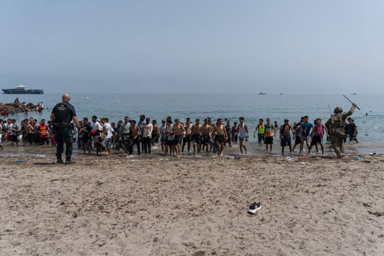 Migranti, premier danese: “Politica rigorosa fondamentale per Ue, pronti a rafforzare controlli alle frontiere”
