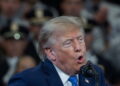 Trump, ‘bombarderemo l’Oman se si mette in mezzo su Hormuz’