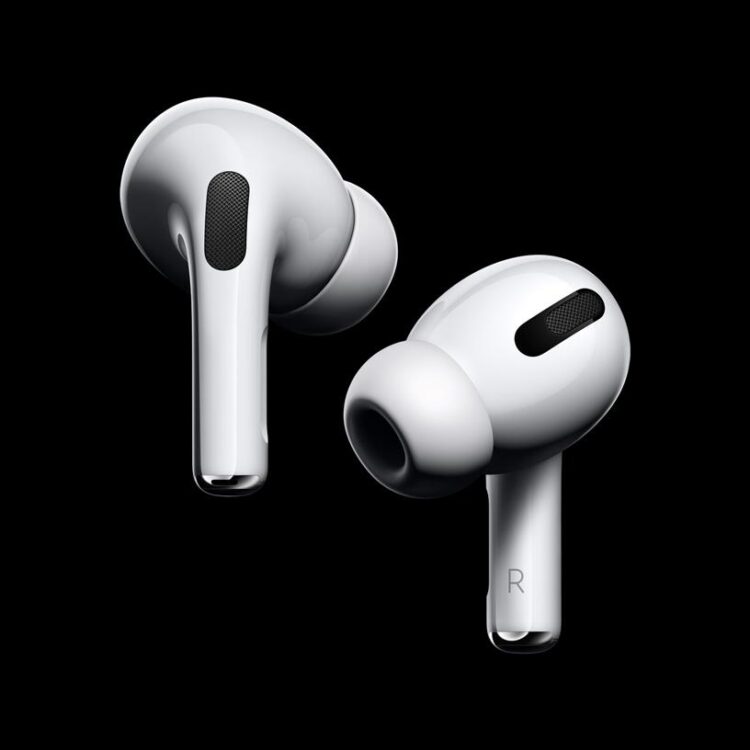 AirPods con fotocamera: potrebbero arrivare già quest’anno